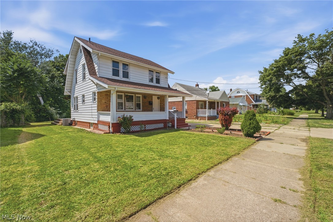 392 Oxford Avenue Akron OH 44310