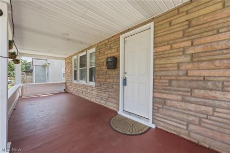392 Oxford Avenue Akron OH 44310
