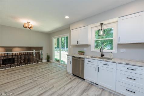 3931 Canterbury Drive Brunswick OH 44212