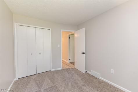 3931 Canterbury Drive Brunswick OH 44212