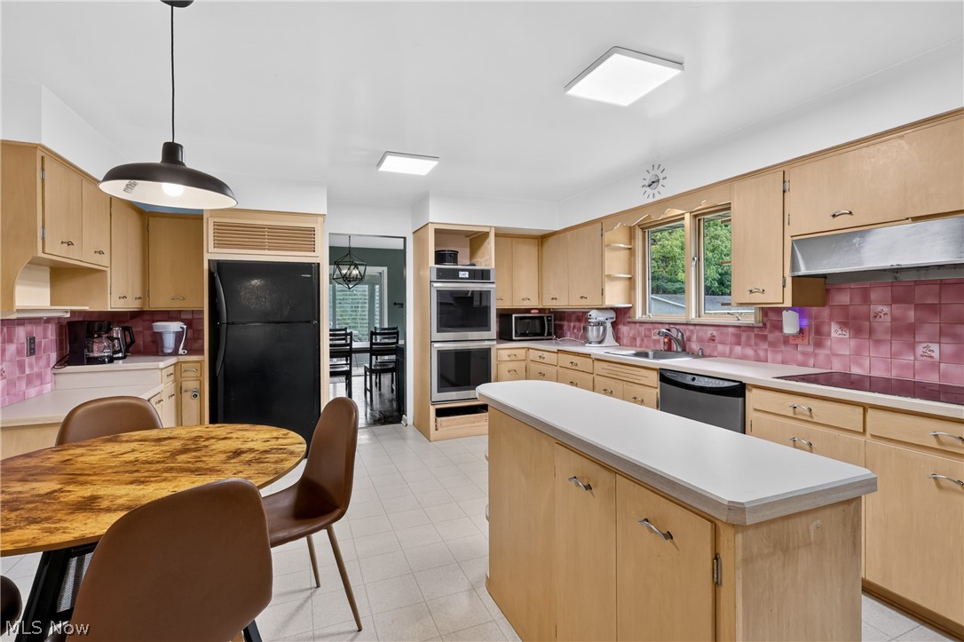 7805 Spring Lake Lane Canfield OH 44406