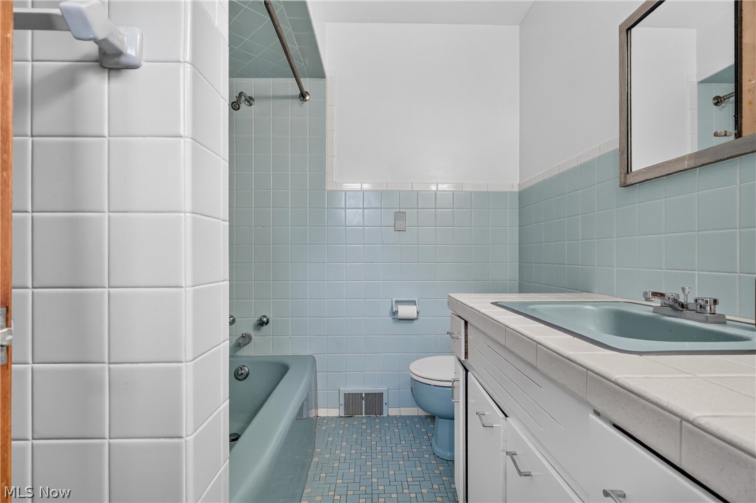 7805 Spring Lake Lane Canfield OH 44406