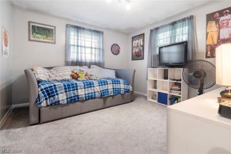 5147 Broadway Avenue NE Louisville OH 44641