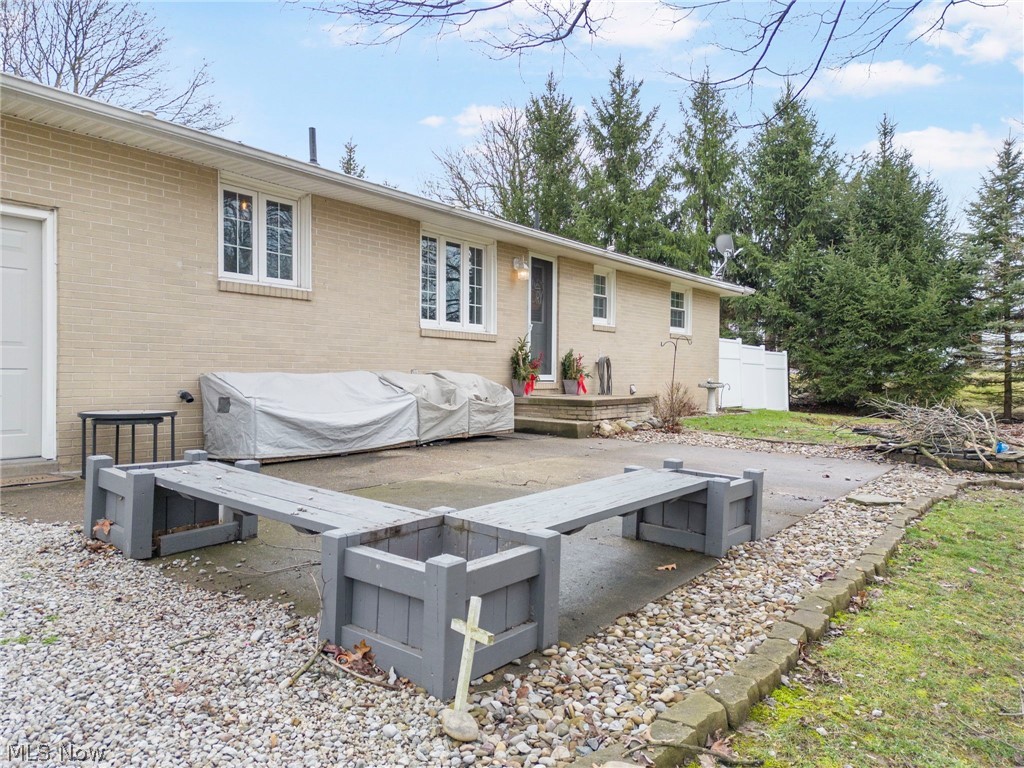 5147 Broadway Avenue NE Louisville OH 44641
