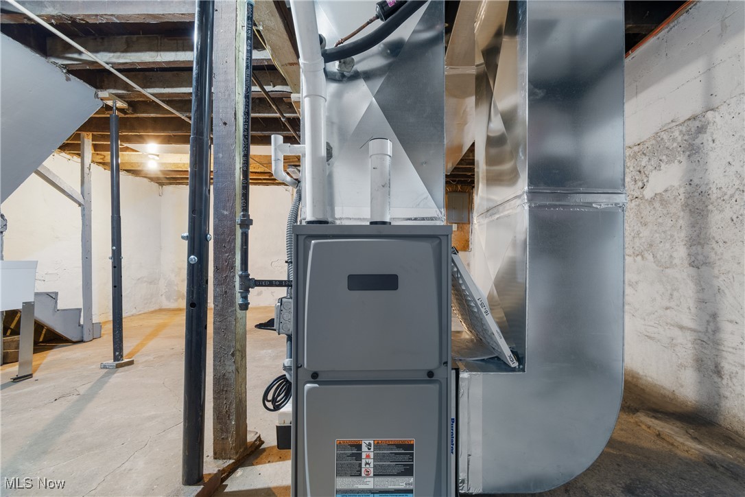 699 Fultz Street Akron OH 44307