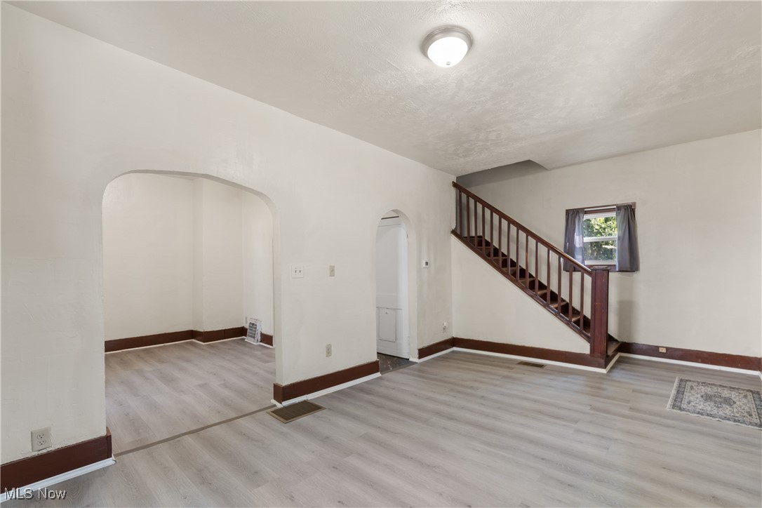 699 Fultz Street Akron OH 44307