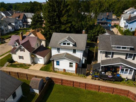 1535 Ames Court NW Canton OH 44703