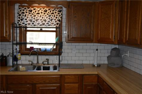 407 W Herrick Avenue Wellington OH 44090
