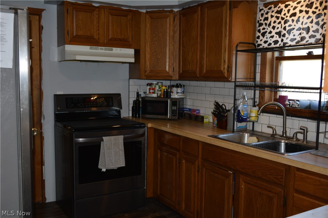 407 W Herrick Avenue Wellington OH 44090
