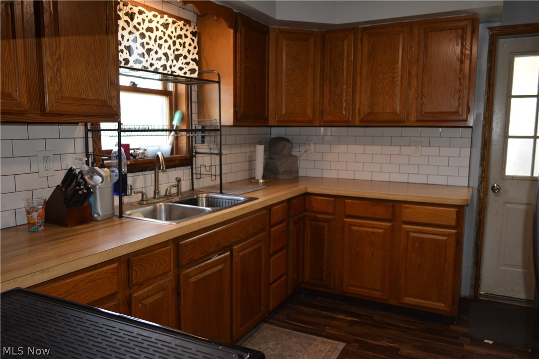 407 W Herrick Avenue Wellington OH 44090