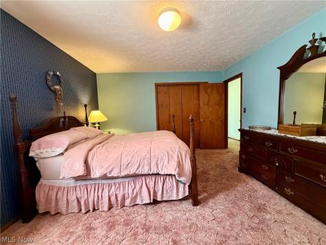 14320 Broadwood Drive Burton OH 44021