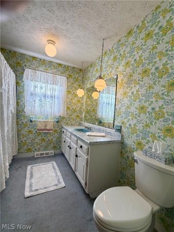 14320 Broadwood Drive Burton OH 44021