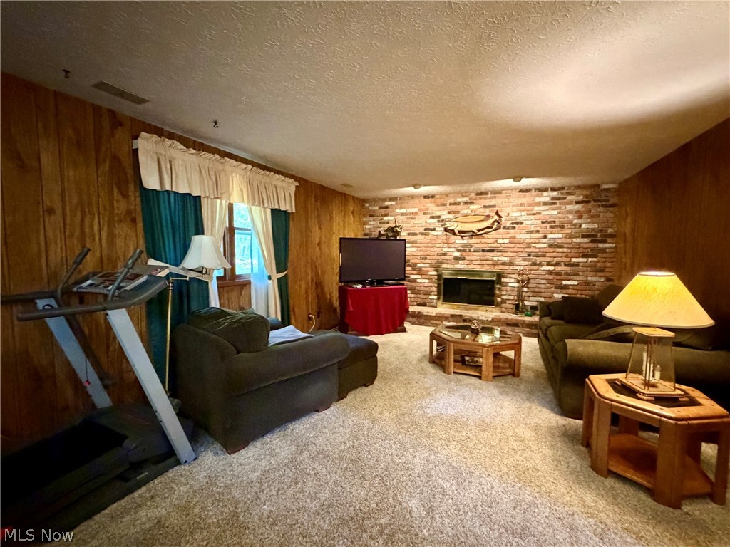 14320 Broadwood Drive Burton OH 44021