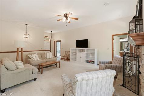 1430 Ashton Way Wooster OH 44691