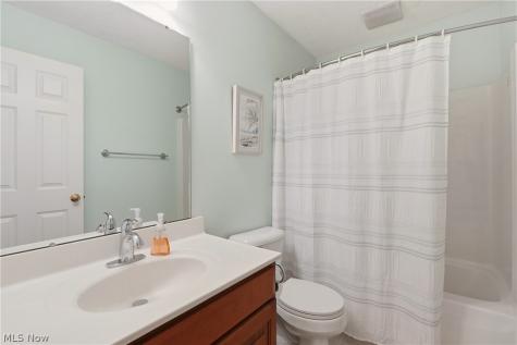 1430 Ashton Way Wooster OH 44691