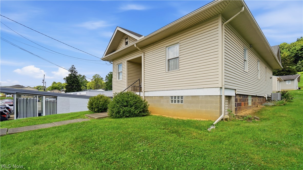 2005 E Wheeling Avenue Cambridge OH 43725