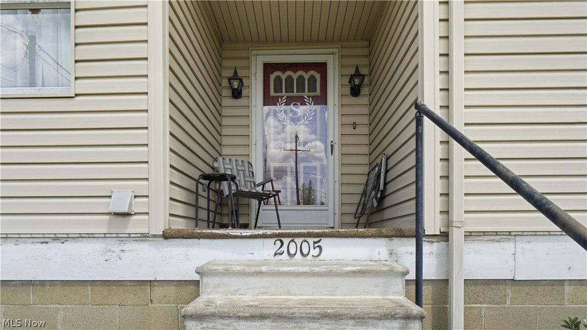 2005 E Wheeling Avenue Cambridge OH 43725