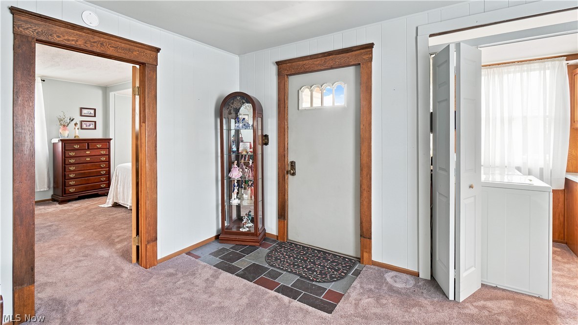 2005 E Wheeling Avenue Cambridge OH 43725