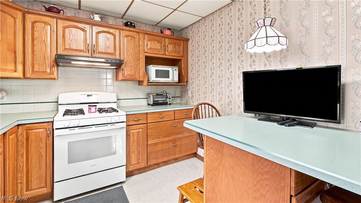 2005 E Wheeling Avenue Cambridge OH 43725