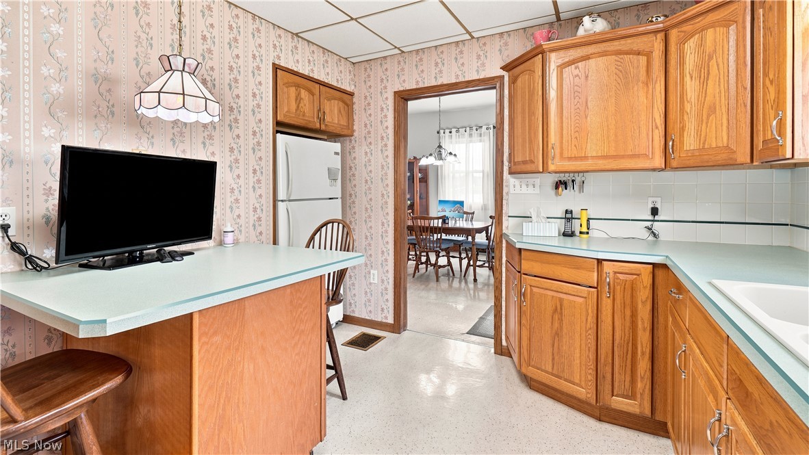 2005 E Wheeling Avenue Cambridge OH 43725