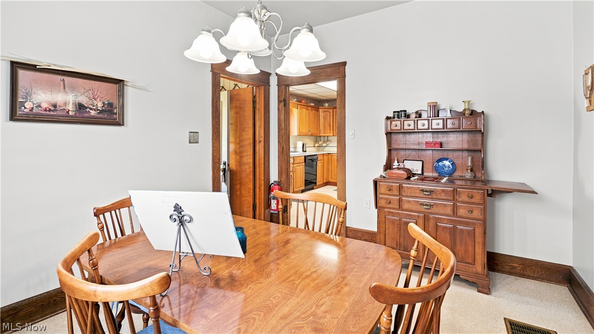 2005 E Wheeling Avenue Cambridge OH 43725