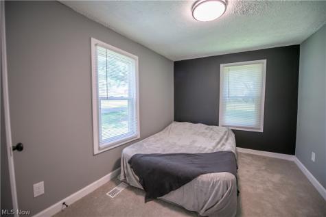 324 Charlotte Avenue SE Canton OH 44707