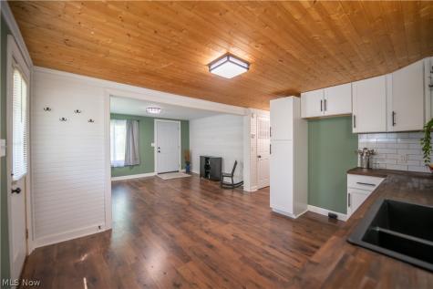 324 Charlotte Avenue SE Canton OH 44707