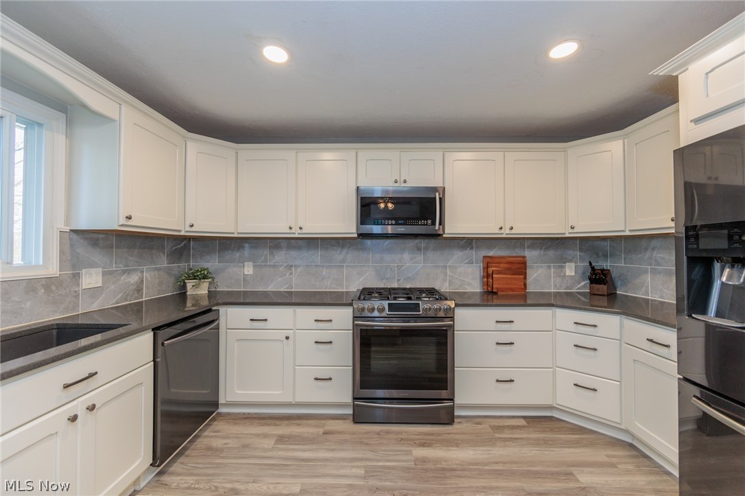 1012 Greenwich Avenue Grafton OH 44044