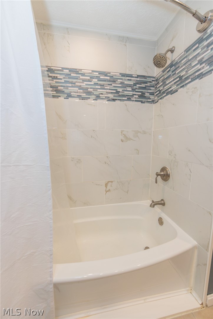 1012 Greenwich Avenue Grafton OH 44044