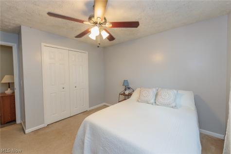 1012 Greenwich Avenue Grafton OH 44044