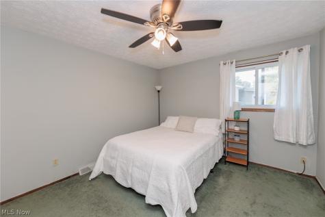 1012 Greenwich Avenue Grafton OH 44044