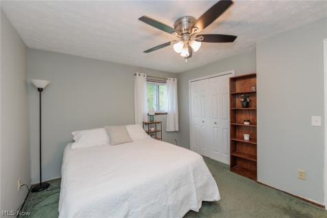 1012 Greenwich Avenue Grafton OH 44044