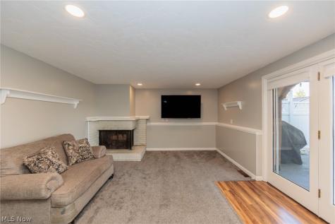 1012 Greenwich Avenue Grafton OH 44044