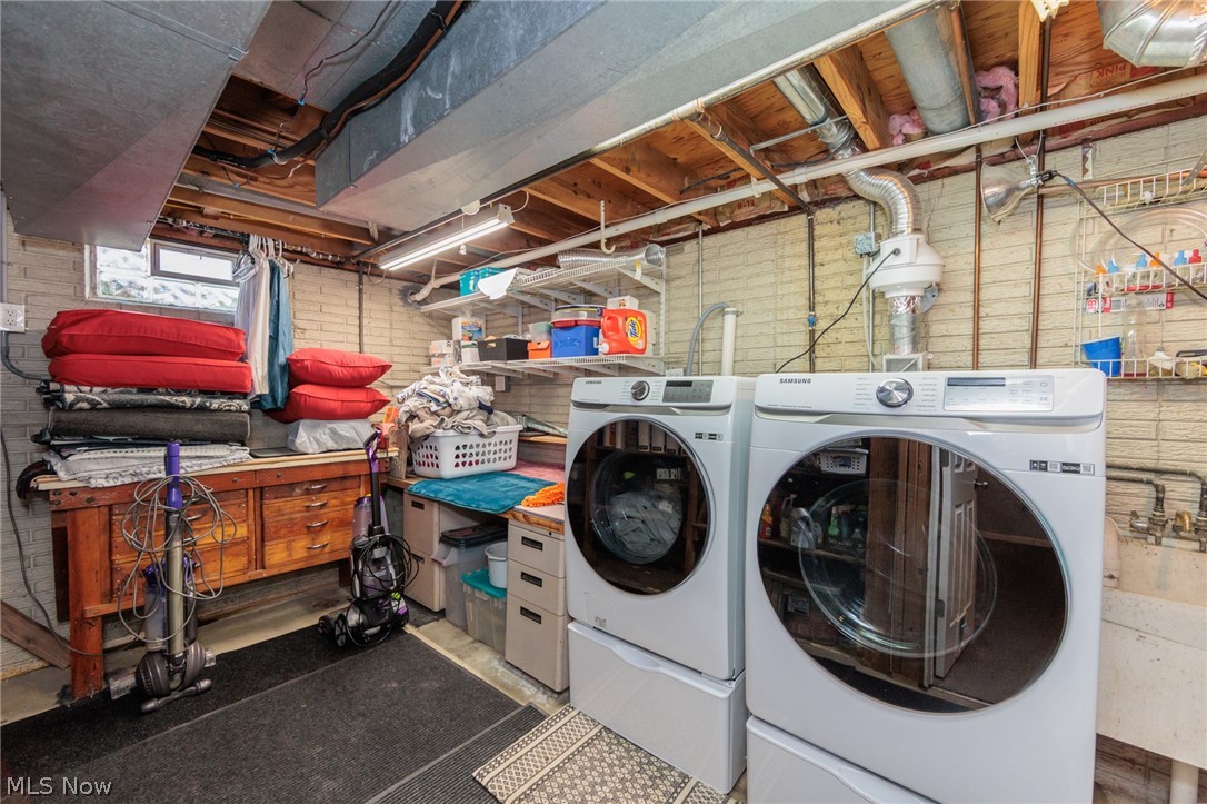 1012 Greenwich Avenue Grafton OH 44044