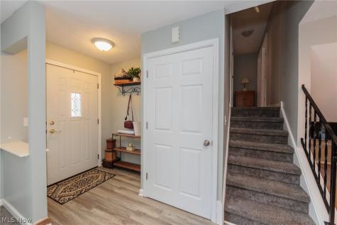1012 Greenwich Avenue Grafton OH 44044