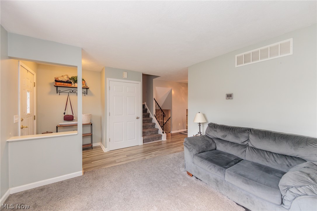1012 Greenwich Avenue Grafton OH 44044