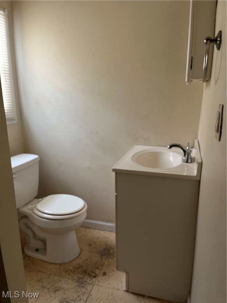 2025 Pointview Avenue Youngstown OH 44502