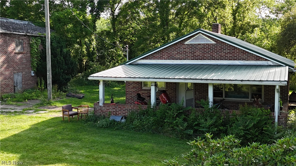 17721 Township Road 278 Coshocton OH 43812
