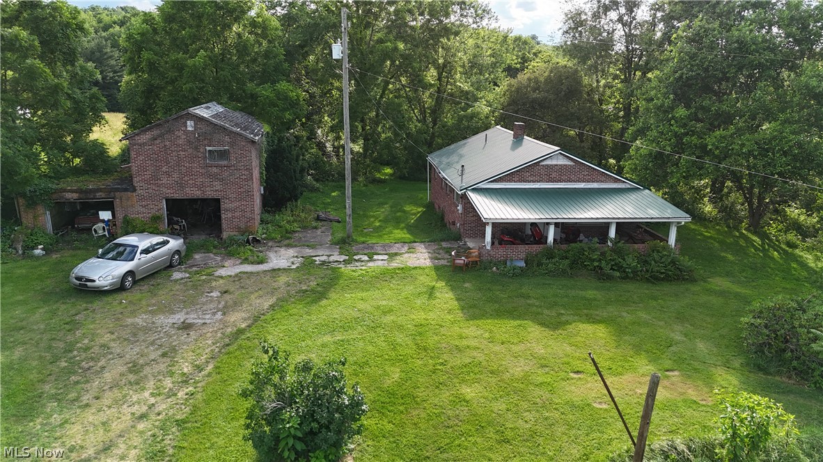17721 Township Road 278 Coshocton OH 43812