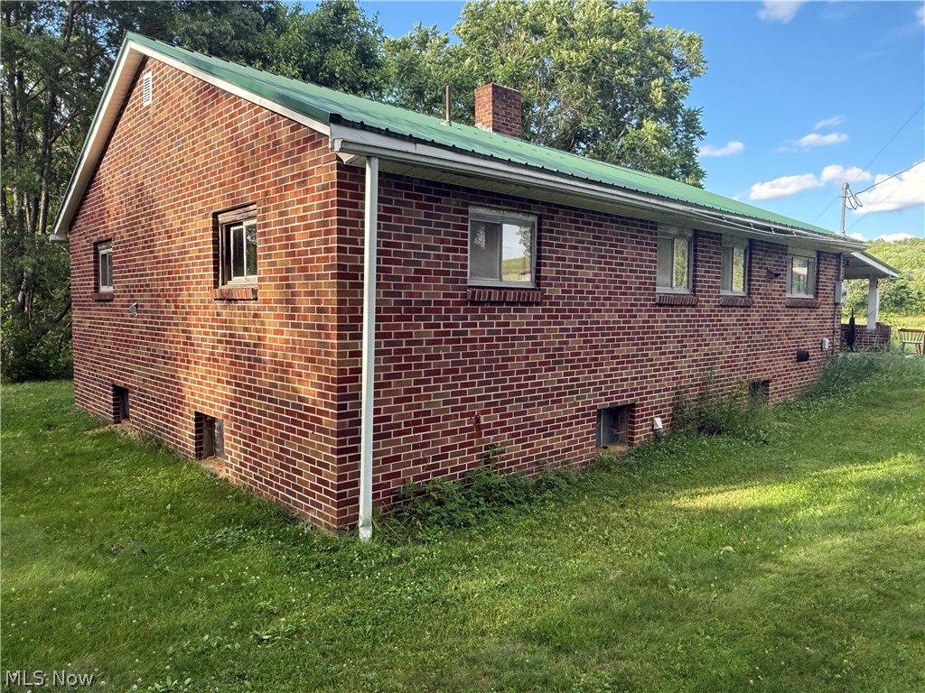 17721 Township Road 278 Coshocton OH 43812