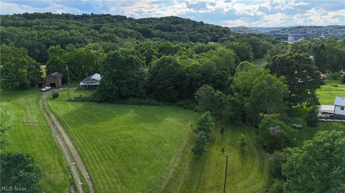 17721 Township Road 278 Coshocton OH 43812