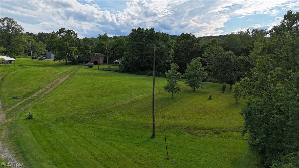 17721 Township Road 278 Coshocton OH 43812