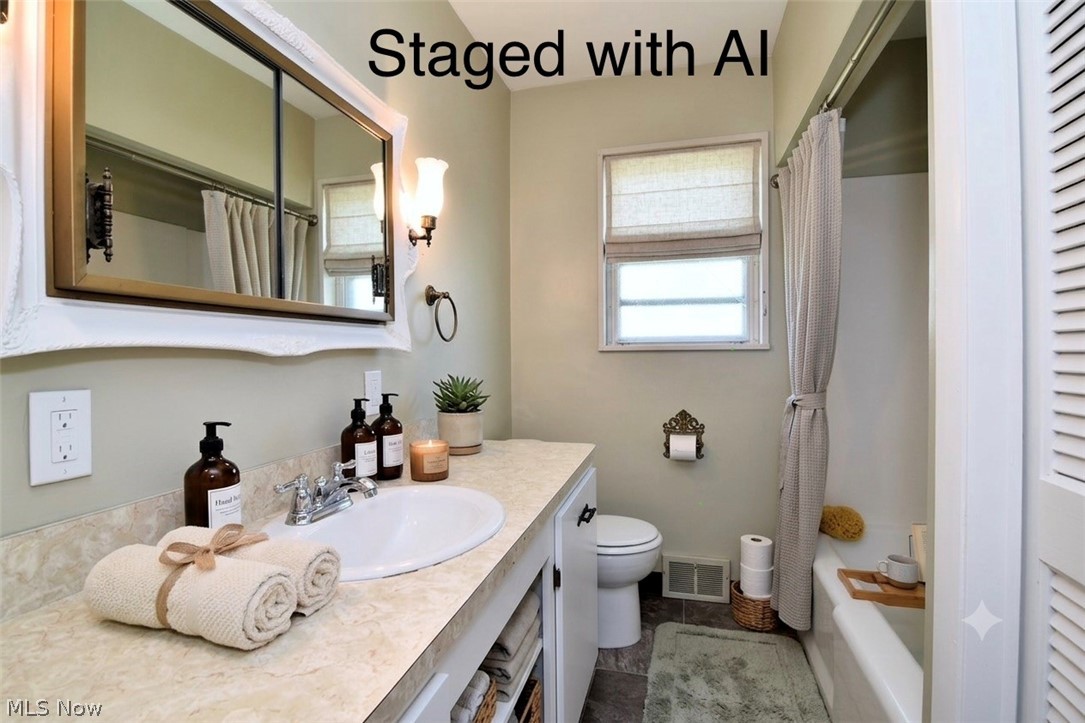 232 E 293rd Street Willowick OH 44095