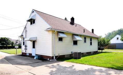 232 E 293rd Street Willowick OH 44095