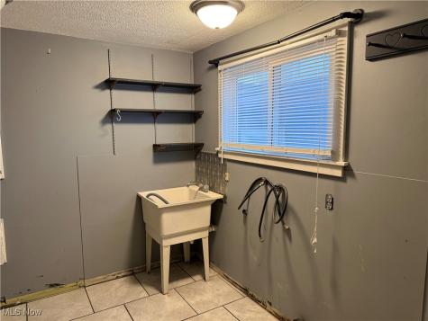495 Church Street Amherst OH 44001