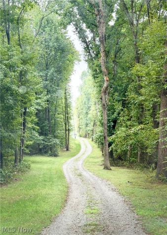 5771 County Road 407 Millersburg OH 44654