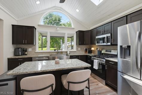138 Ferguson Drive Tallmadge OH 44278