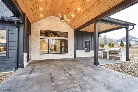 2324 Hard Rock Way Hinckley OH 44233