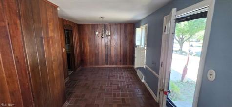 1111 Gordon Road Lyndhurst OH 44124