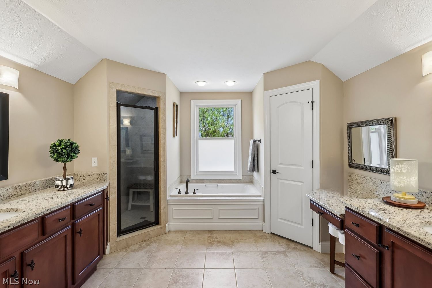 11141 Nicoles Way Chardon OH 44024